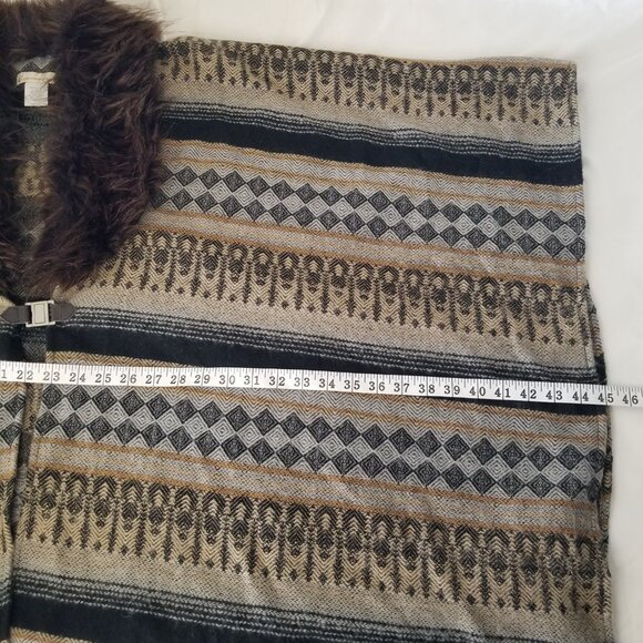 Collection Eighteen Women Poncho Faux Fur Neckline Stripes Aztec Shawl Brown Tan - Picture 15 of 16